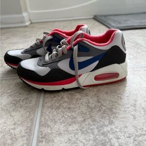 Nike Air Max correlate